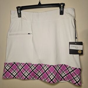 NWT Belyn Key white skort with Malibu print pink plaid band